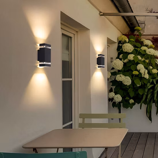 Luces cuadradas arriba y abajo Luz de pared LED para exteriores 10W Chip Bridgelux controlador aislado blanco frío 6500K IP65 para jardín